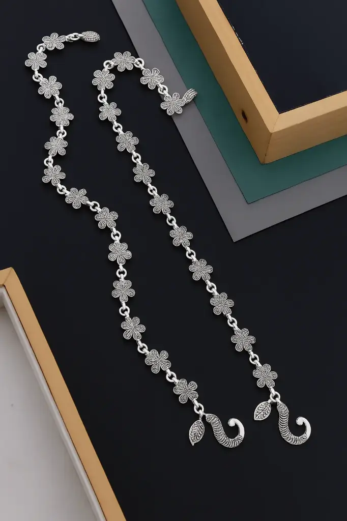 Rose Adorn Silver Anklet
