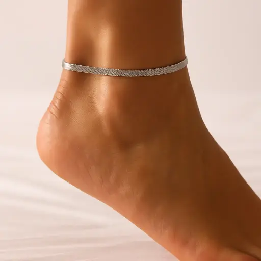 [PRD0001] Stylish Silver Snake Anklet for All Occasions